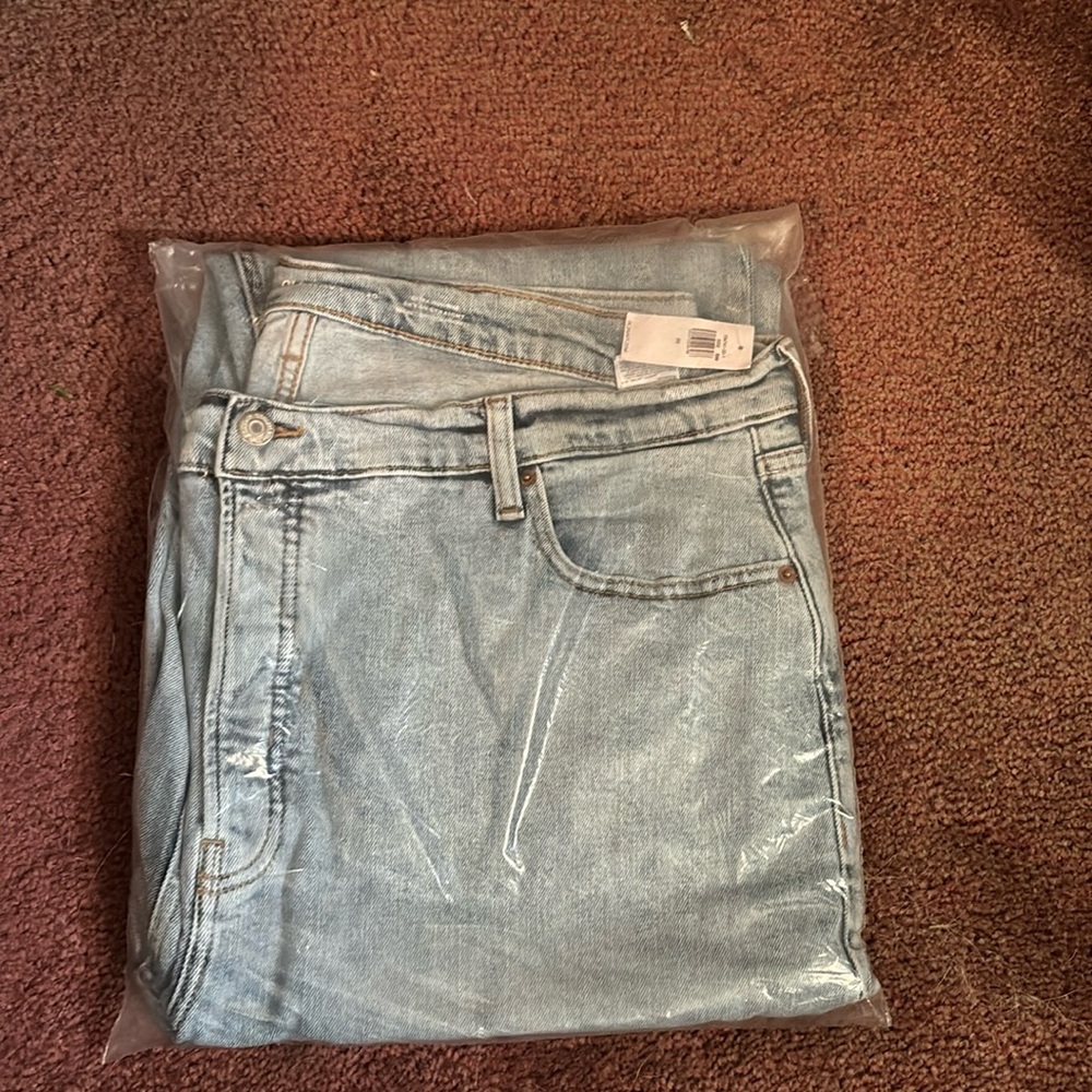 New Women’s Old Navy jeans